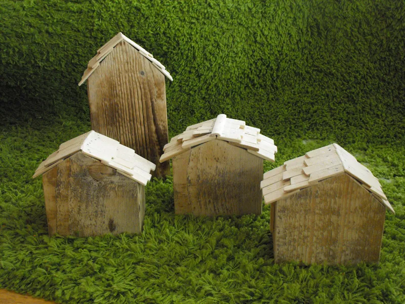 Drevené dekorácie – fotografia z archívu ZAMMOS 067
